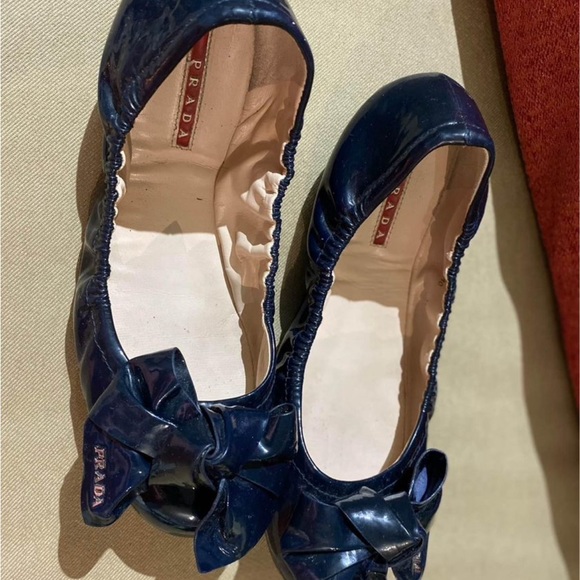 Blue Prada flats size 38 1/2 - Picture 5 of 5